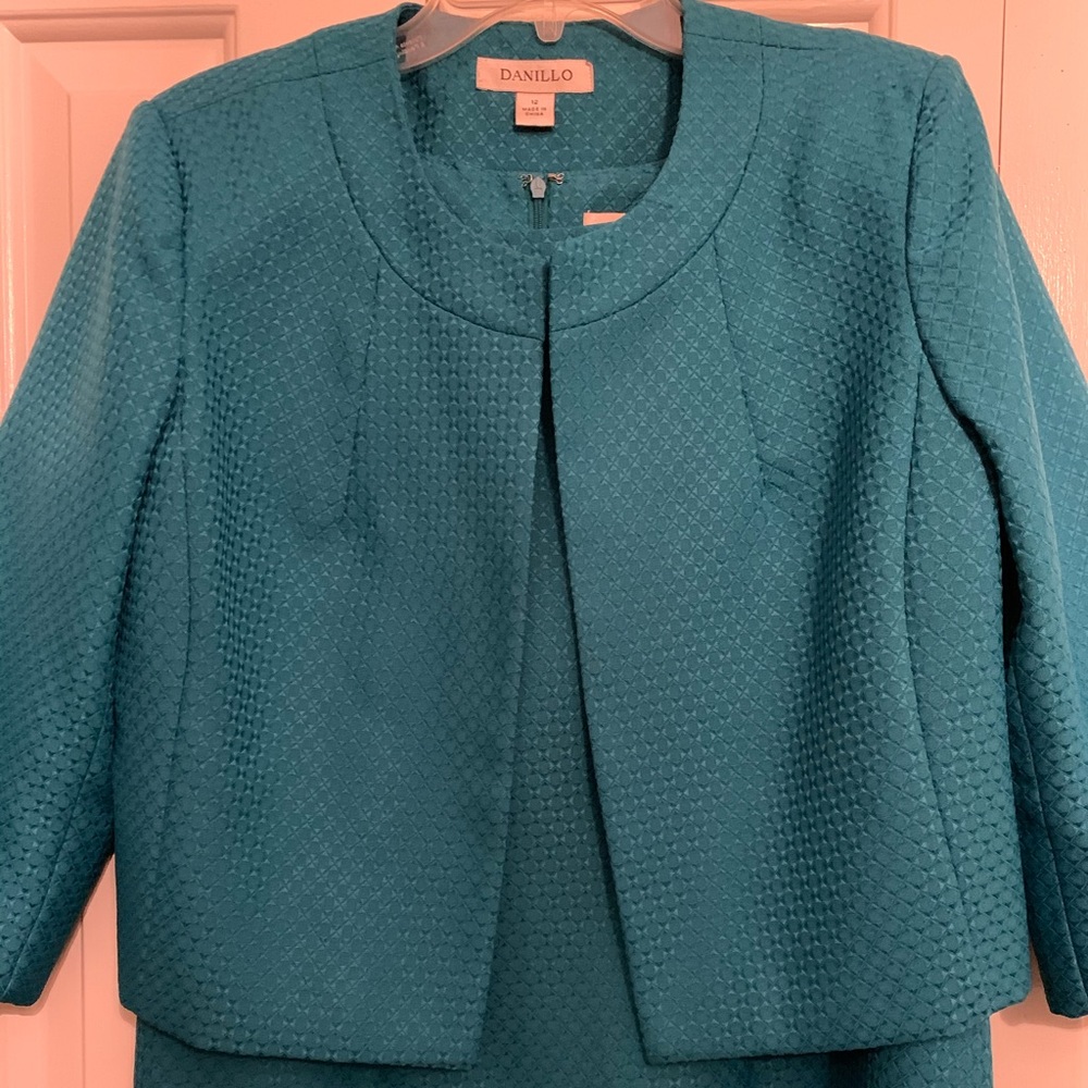 Ladies suit